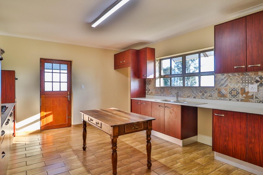 Commercial Property for Sale in Rondevlei Western Cape